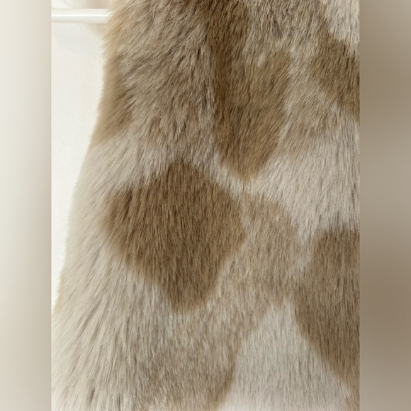 Brand New Koala Kid Fur Vest​ - Picture 3 of 5